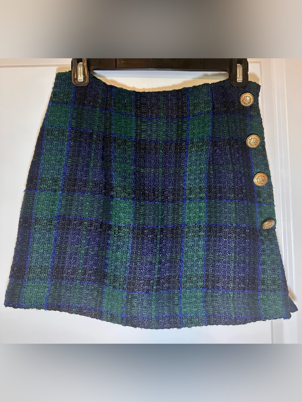 Plaid Tweed Mini Skirt in Navy & Green gold tone buttons sz Small